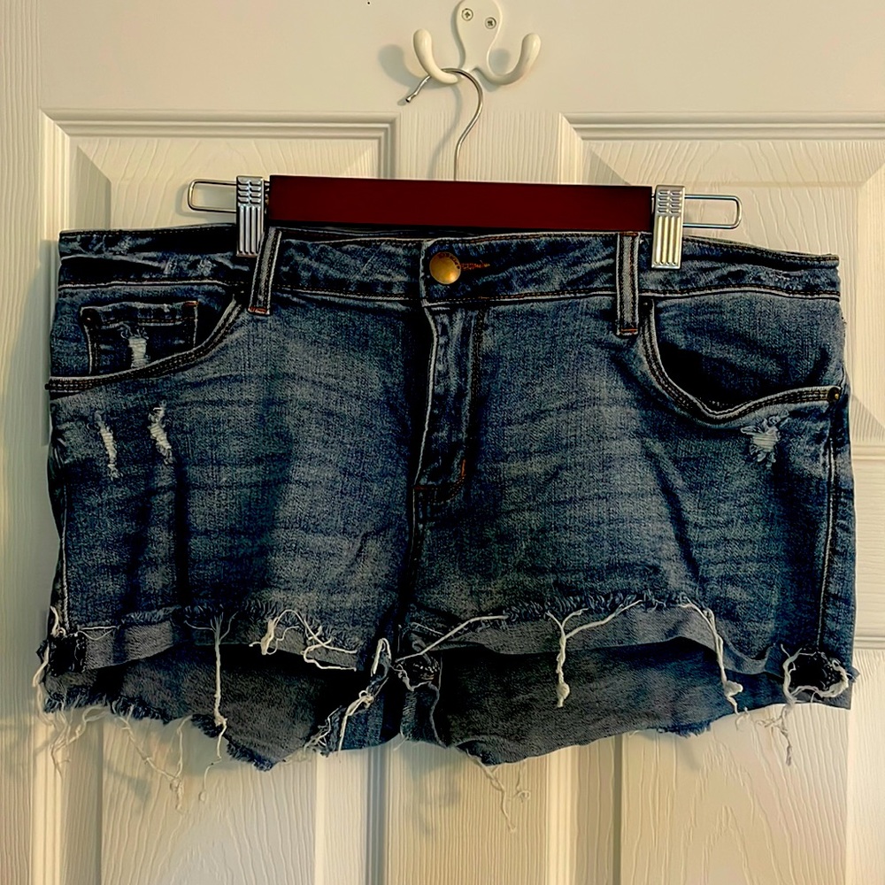 STS Blue Jean Shorts Size 32